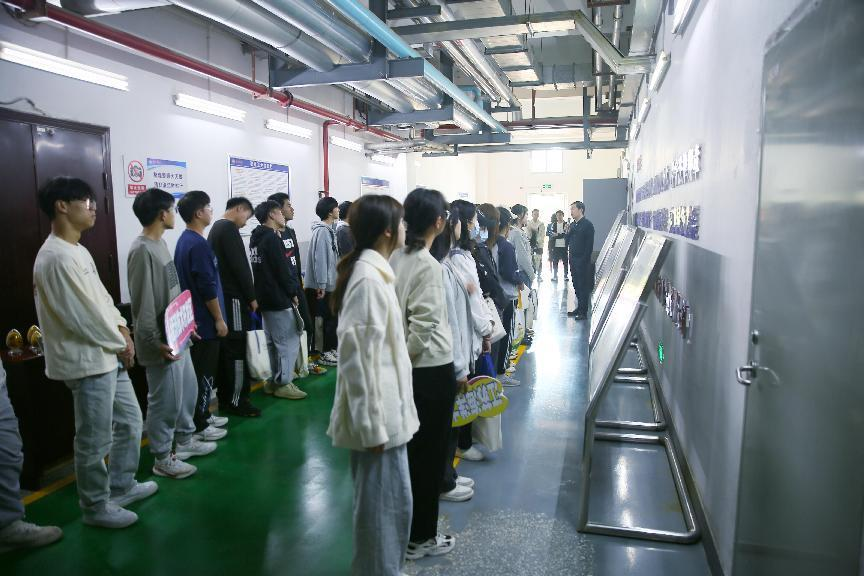 1700636277263850.png 圖片2.png